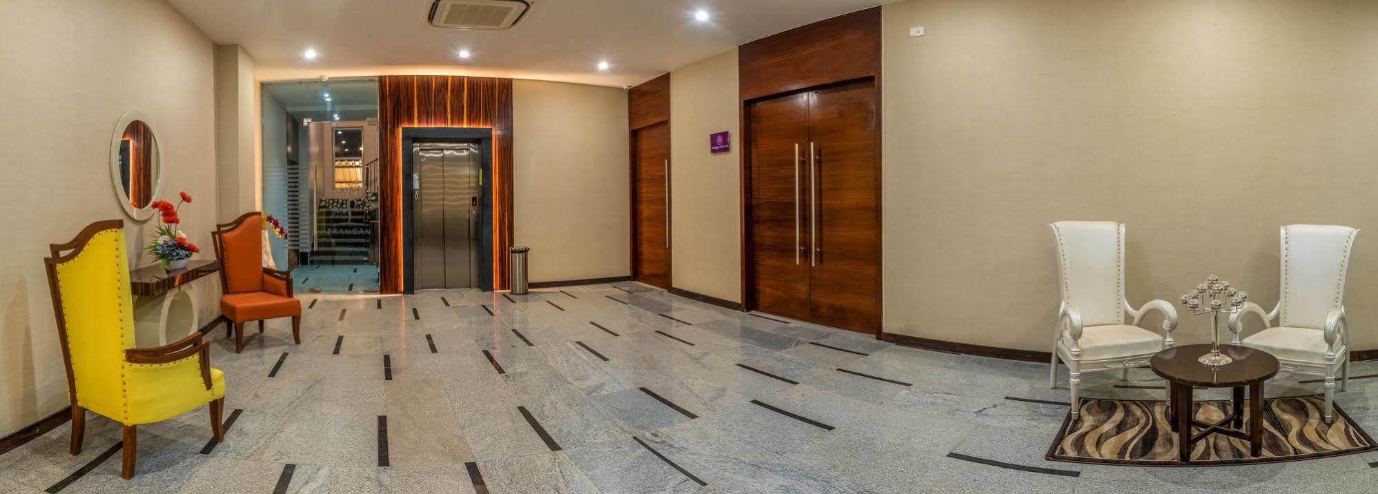 Mango Hotels Prangan Μπουμπάνεσβαρ Εξωτερικό φωτογραφία